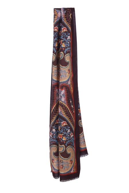 Shop ETRO  Scarf: Etro scarf in cashmere and silk.
Cashmere scarf, decorated with a print with archival Paisley motifs and embellished with a plain fringed border.
Dimensions: 70x170cm.
Composition: 70% Cashmere 30% Silk.
Made in Italy.. 11777 9598-0150